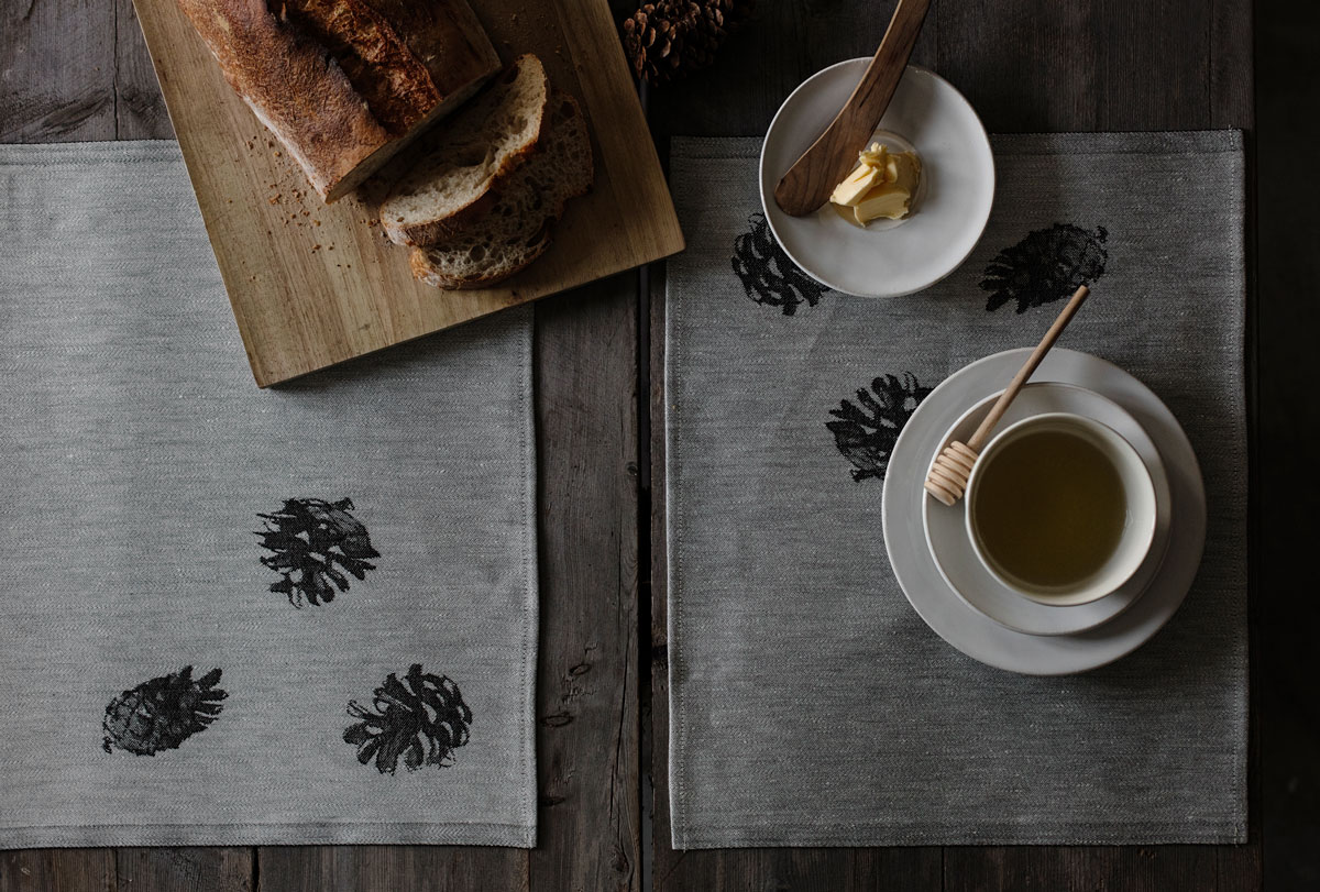 Conifer home textile place mat